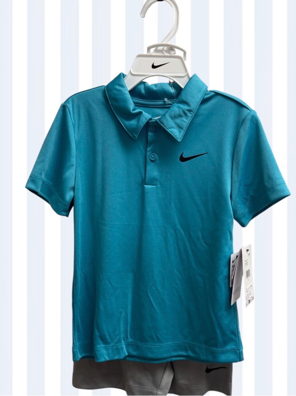Nike Boys Teal Short-Sleeve Polo with Black Swoosh - Picture 1 of 3